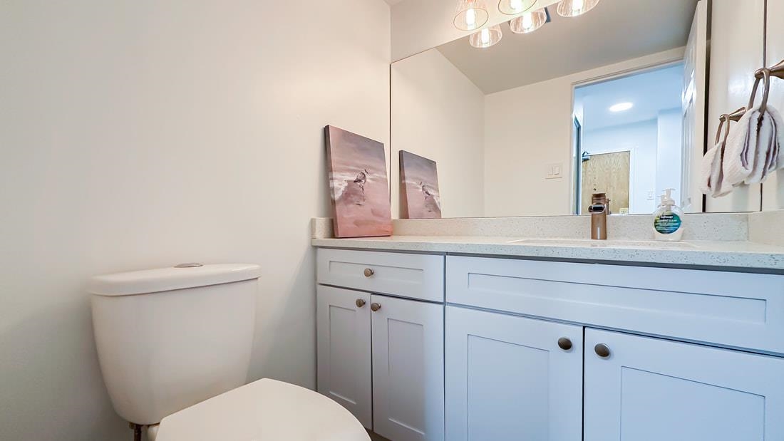 Guest Bathroom Photo of 2204 4160 Sardis Street, Burnaby, BC