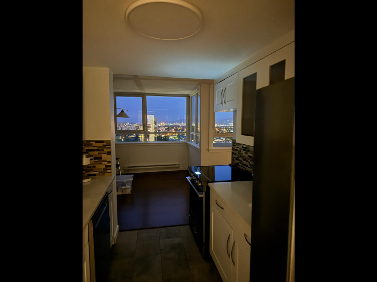 Staircase Photo of 2204 4160 Sardis Street, Burnaby, BC