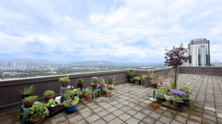 2204 4160 Sardis Street, Burnaby, BC, Burnaby — Apartment/Condo for sale
