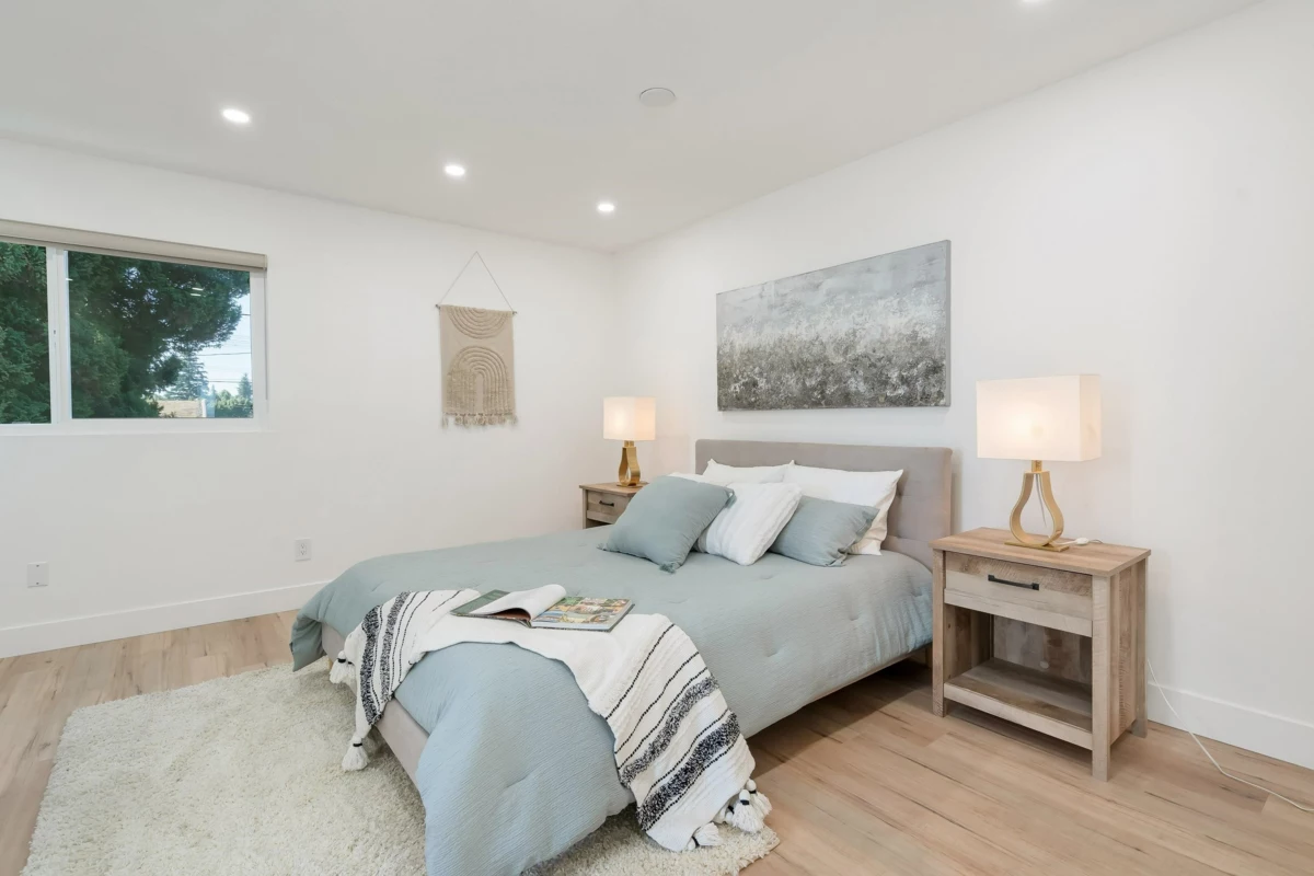 Basement Recreation Room Photo of 32810 Highland Avenue, Abbotsford, BC