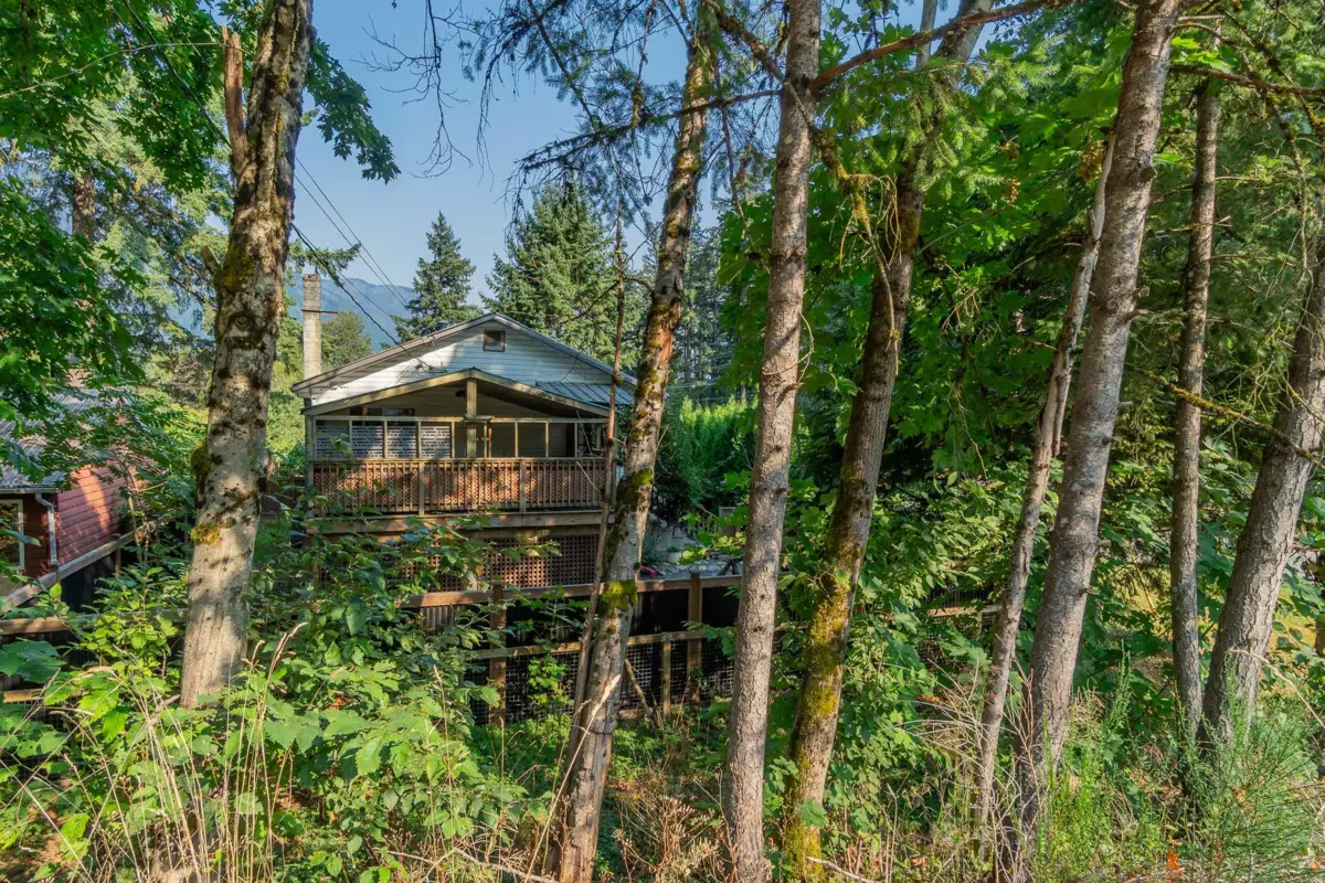 Bedroom 2 Photo of 695 Hudson Bay Street, Hope, BC