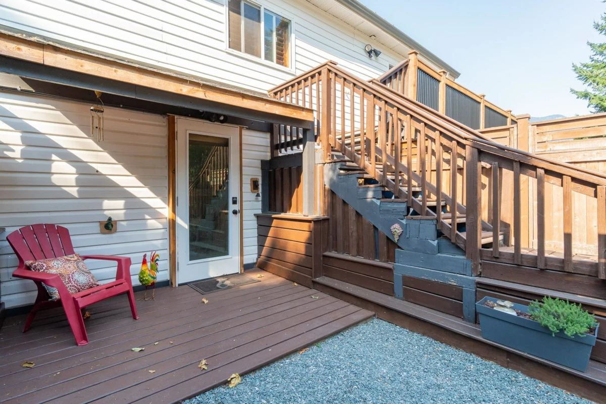 Primary Bedroom Photo of 695 Hudson Bay Street, Hope, BC