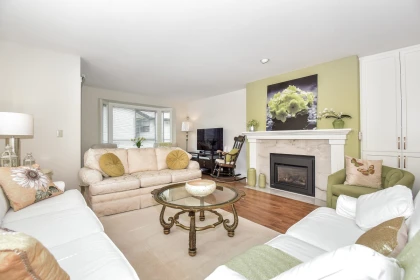 103 1441 Blackwood Street, White Rock, BC, White Rock — Apartment/Condo for sale