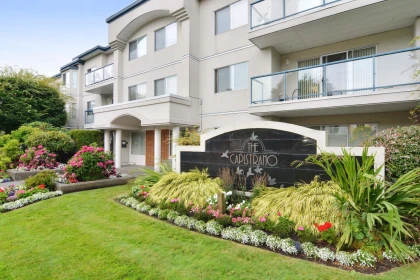 103 1441 Blackwood Street, White Rock, BC, White Rock — Apartment/Condo for sale