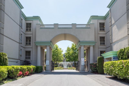 211 8580 General Currie Road, Richmond, BC, Richmond — Apartment/Condo for sale