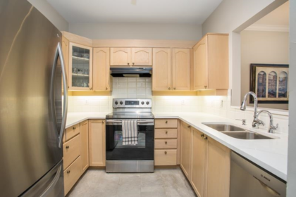 211 8580 General Currie Road, Richmond, BC, Richmond — Apartment/Condo for sale