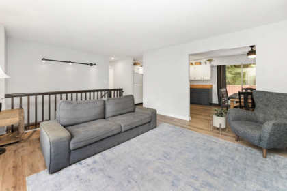 1020 Fircrest Road, Gibsons, BC, Gibsons — Single Family Residence for sale