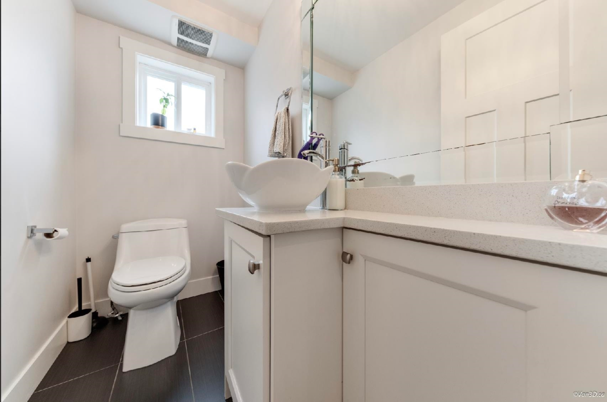 Loft / Bonus Room Photo of 3 18818 71 Avenue, Surrey, BC