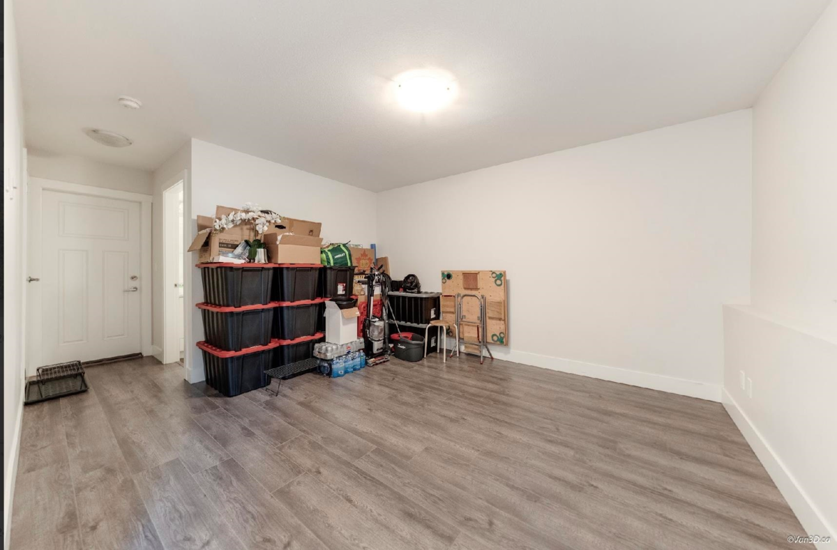 Walk-In Closet Photo of 3 18818 71 Avenue, Surrey, BC