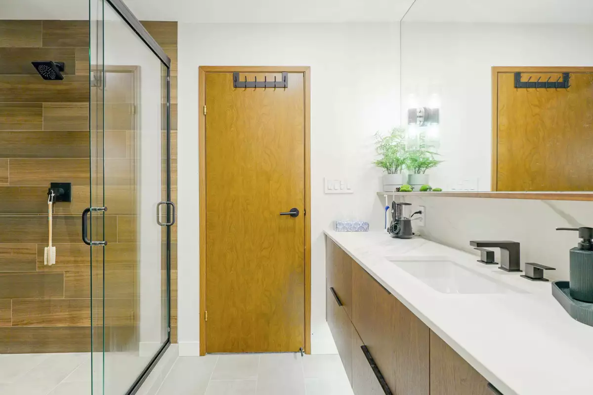 Bedroom 2 Photo of 27573 Sayers Crescent, Maple Ridge, BC