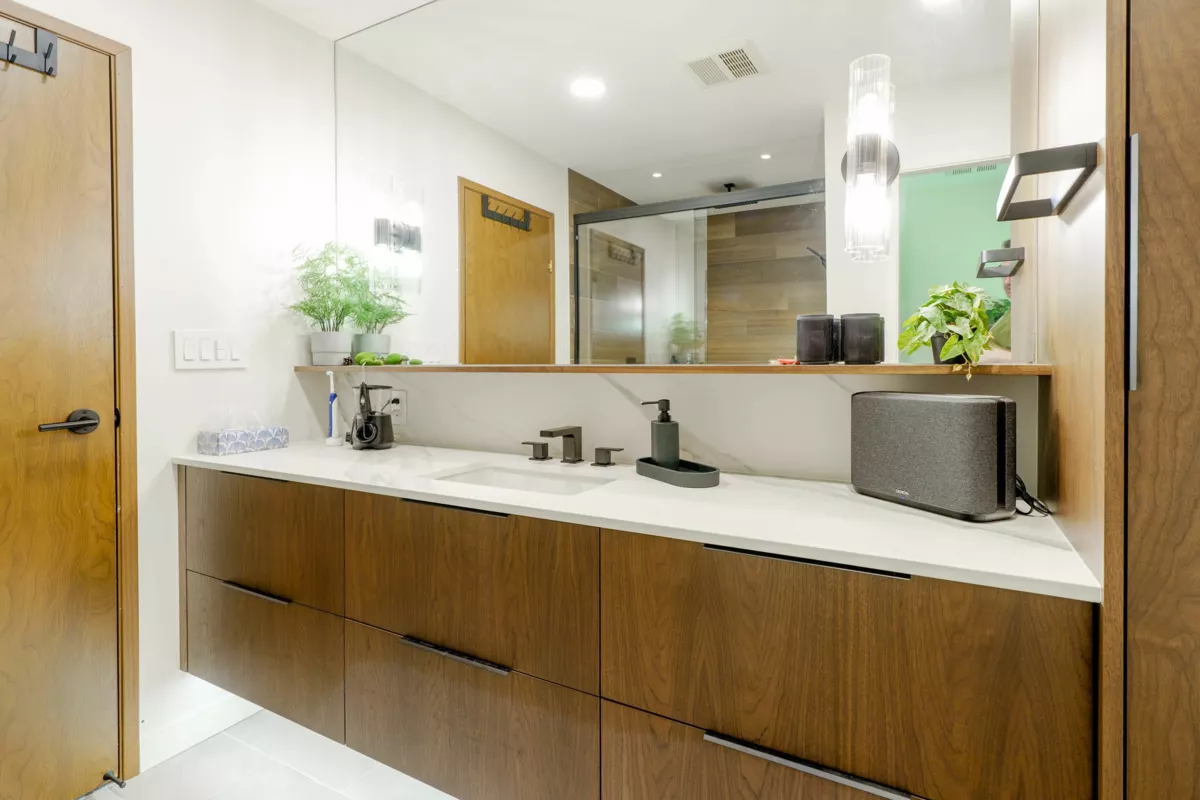 Bedroom 3 Photo of 27573 Sayers Crescent, Maple Ridge, BC