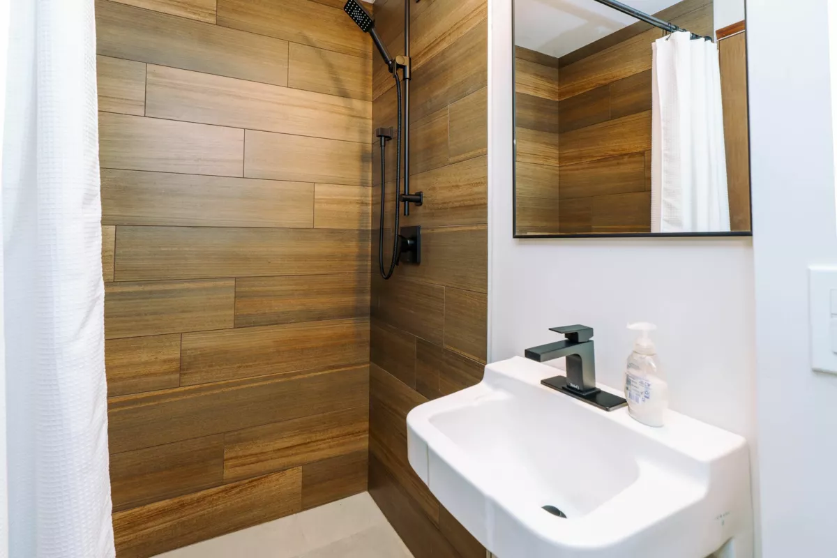 Laundry Room Photo of 27573 Sayers Crescent, Maple Ridge, BC