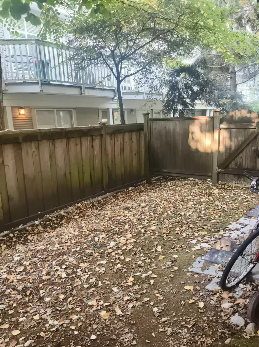 Living Room Photo of 12 9000 Granville Avenue, Richmond, BC