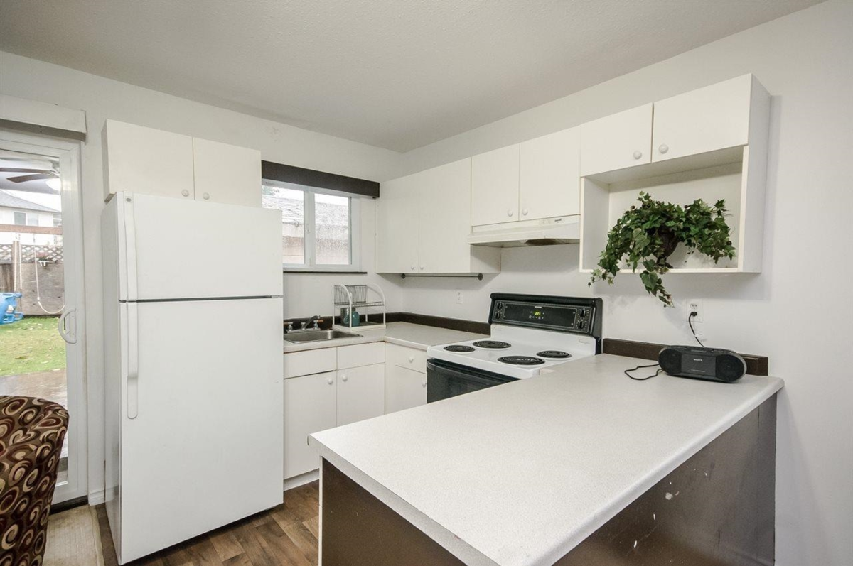 Pantry Photo of 15026 98a Avenue, Surrey, BC