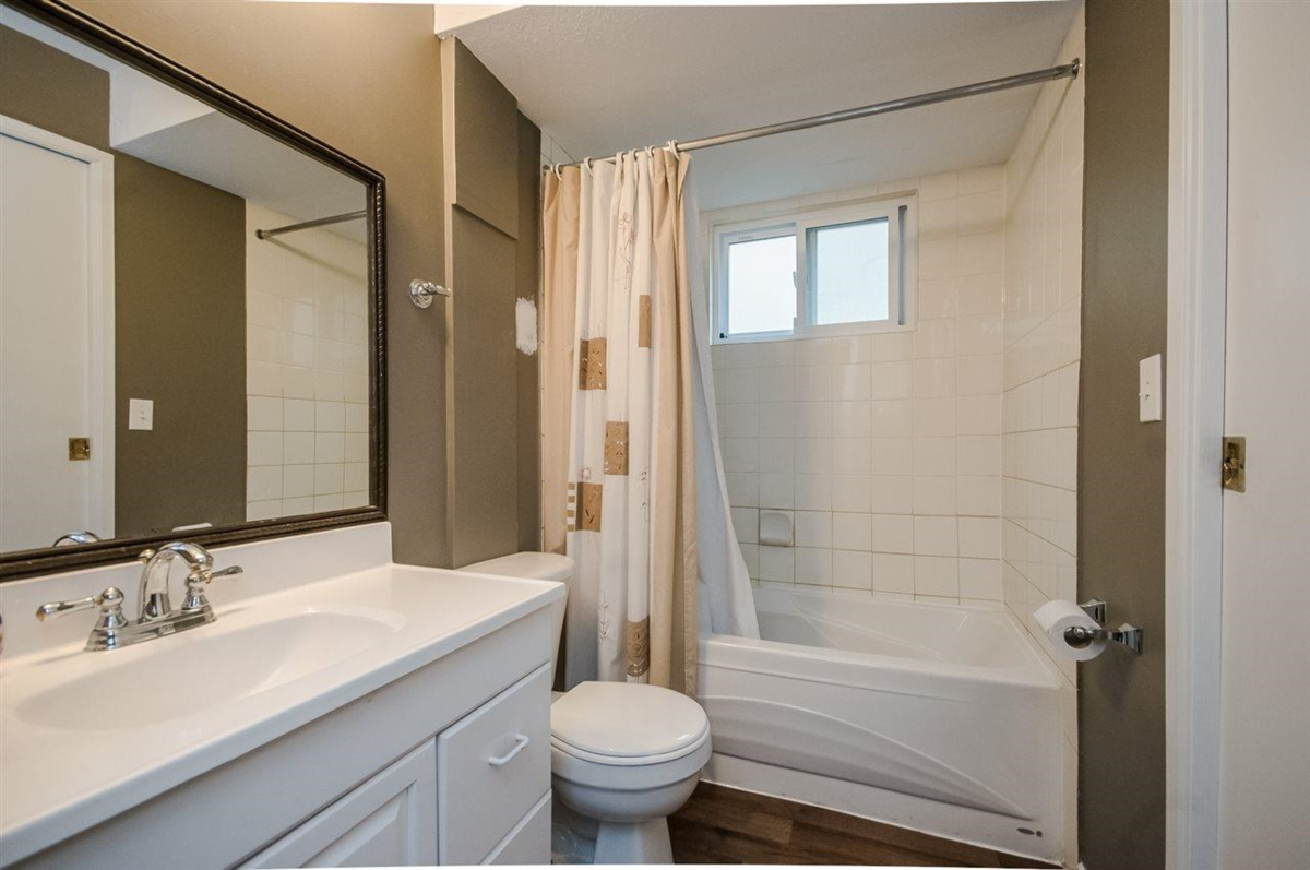 Primary Bedroom Photo of 15026 98a Avenue, Surrey, BC