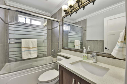 Mudroom Photo of 7062 148 Street, Surrey, BC