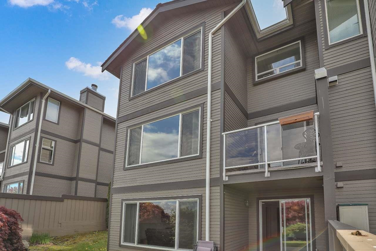 Aerial View of 117 1140 Castle Crescent, Port Coquitlam, BC