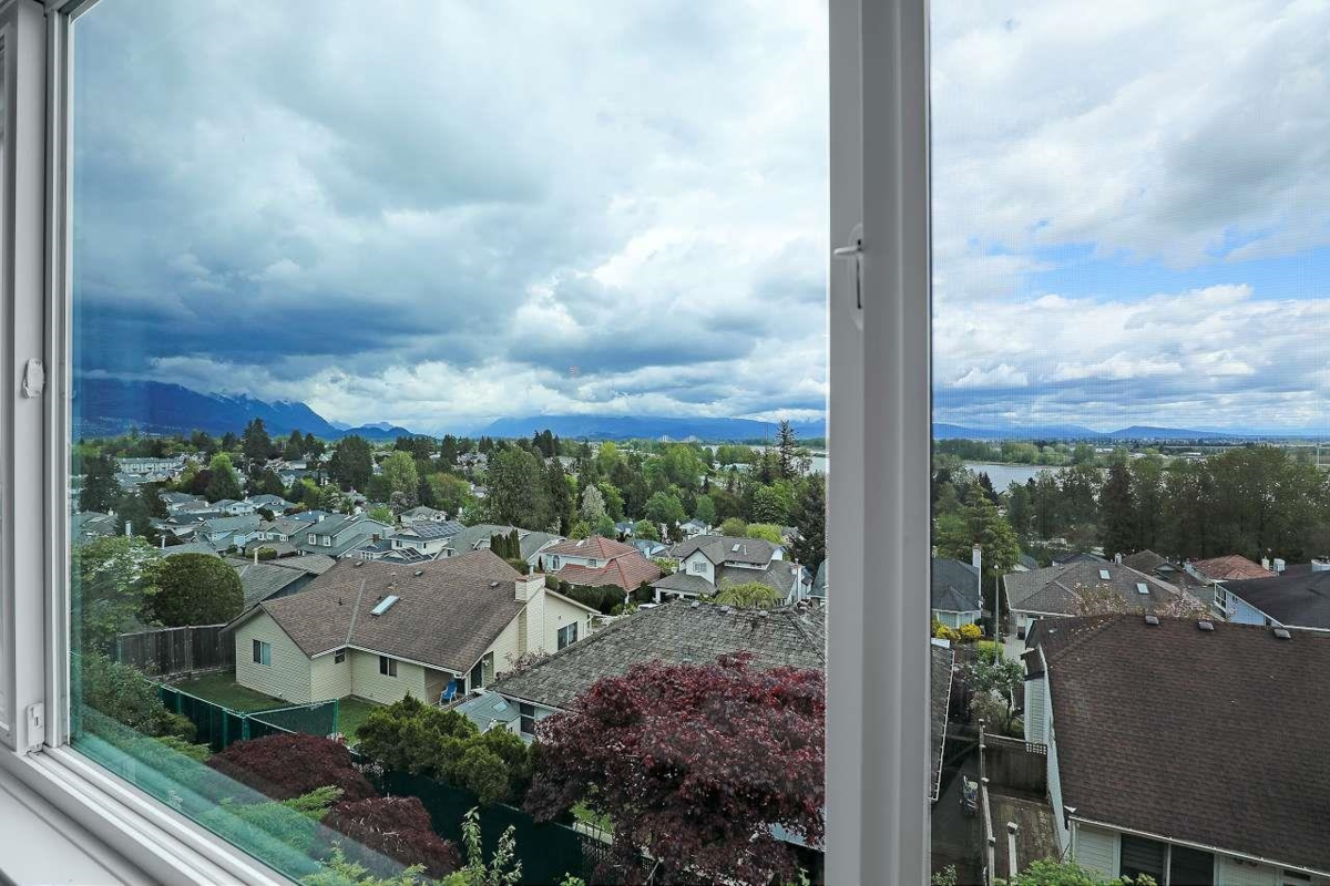 Staircase Photo of 117 1140 Castle Crescent, Port Coquitlam, BC