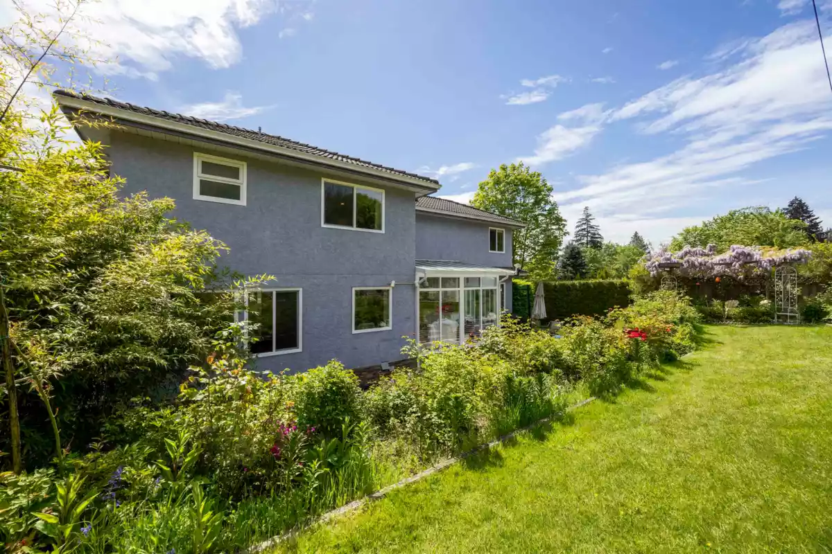 Backyard Photo of 7517 Kilrea Place, Burnaby, BC