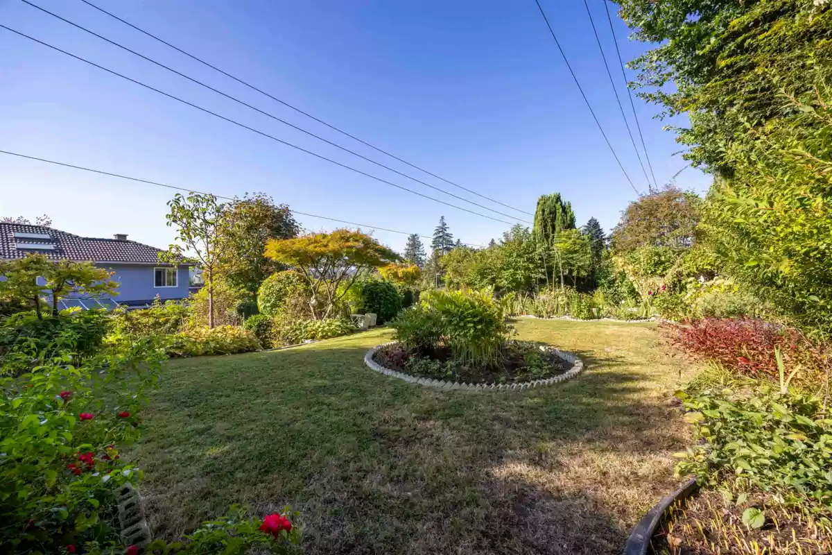 Outdoor Kitchen Photo of 7517 Kilrea Place, Burnaby, BC