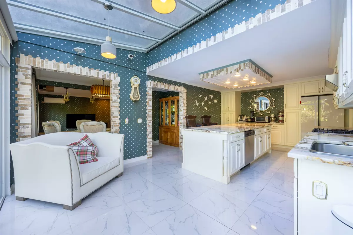 Pantry Photo of 7517 Kilrea Place, Burnaby, BC