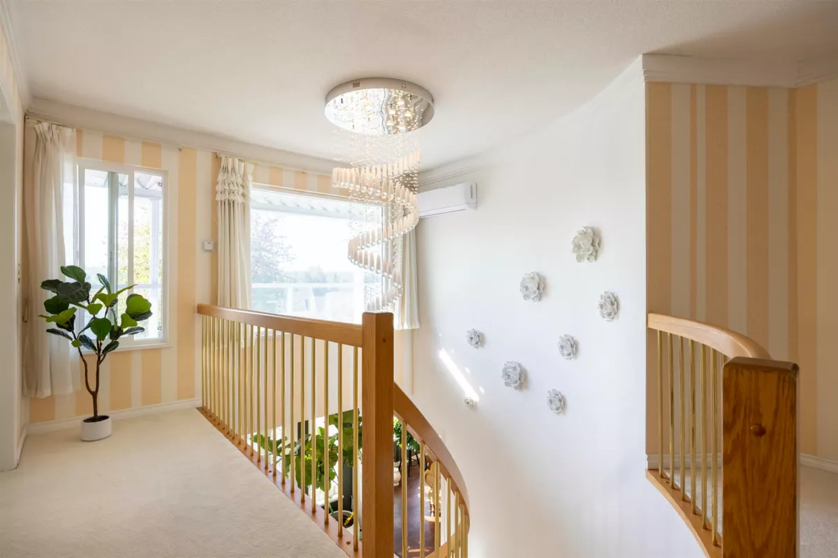 Powder Room Photo of 7517 Kilrea Place, Burnaby, BC