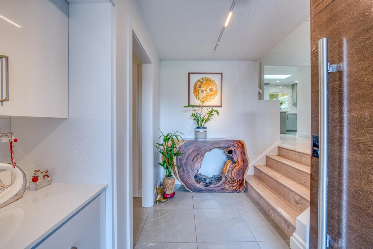 Garden / Landscaping Photo of 7700 Dampier Drive, Richmond, BC