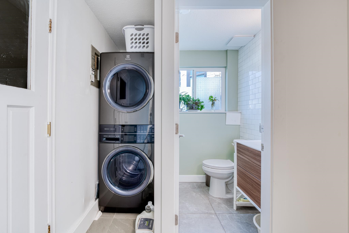 Hot Tub / Spa Photo of 7700 Dampier Drive, Richmond, BC