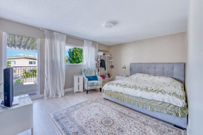 Hallway Photo of 7700 Dampier Drive, Richmond, BC