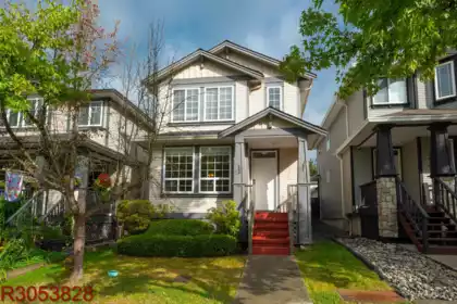 24105 102 Avenue, Maple Ridge, BC, Maple Ridge — Single Family Residence for sale