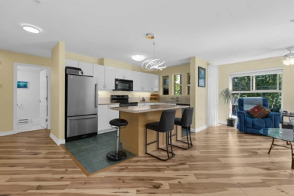 202 20237 54 Avenue, Langley, BC, Langley — Apartment/Condo for sale