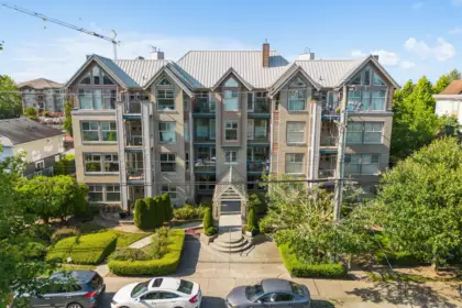202 20237 54 Avenue, Langley, BC, Langley — Apartment/Condo for sale