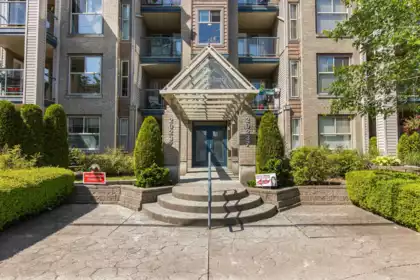 202 20237 54 Avenue, Langley, BC, Langley — Apartment/Condo for sale