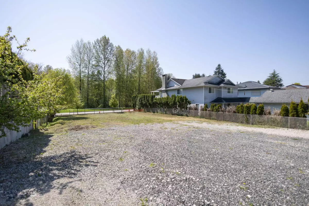 Walk-In Closet Photo of 1213 Grover Avenue, Coquitlam, BC