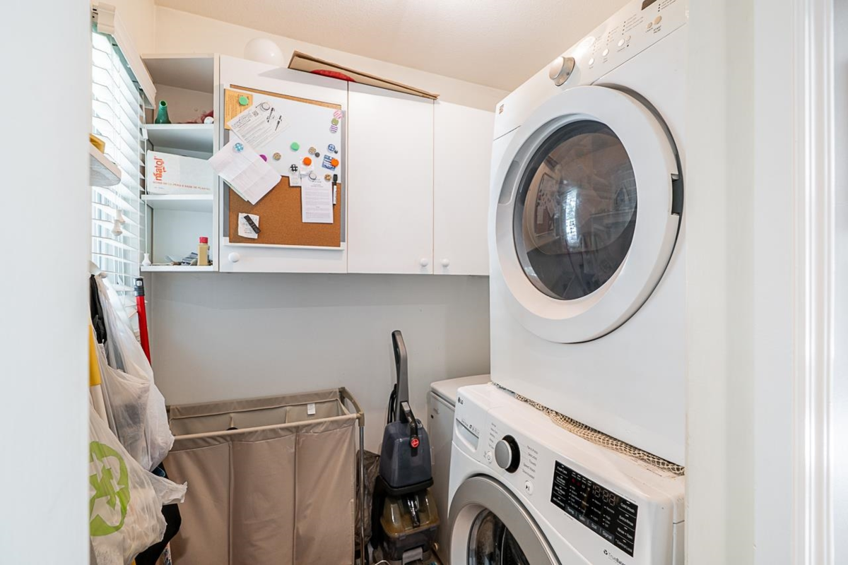 Laundry Room Photo of 124 15550 26 Avenue, Surrey, BC