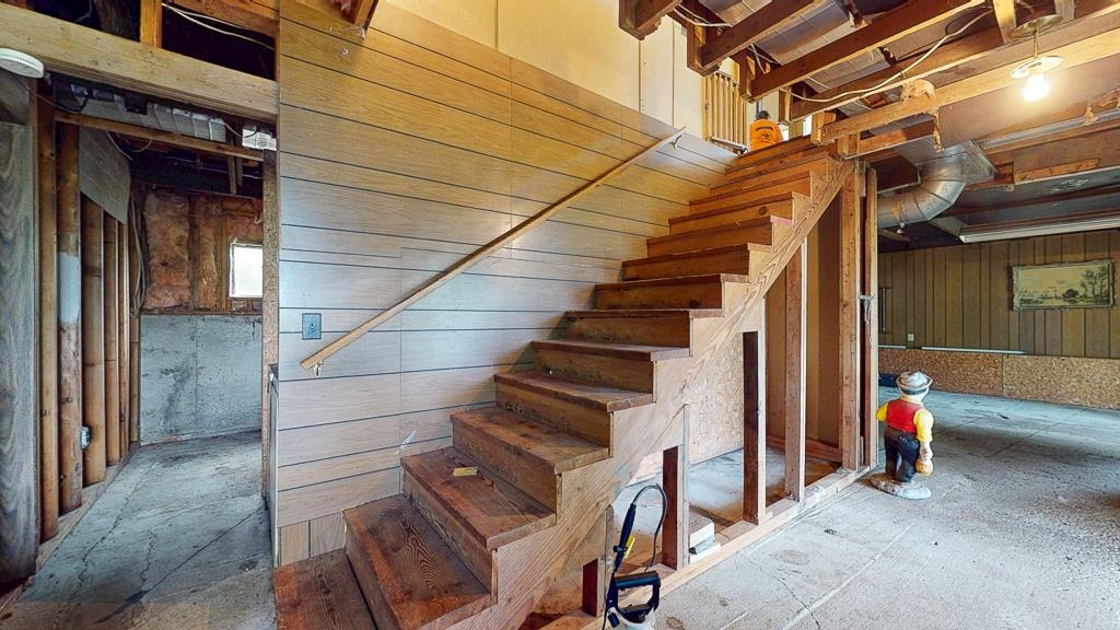 Loft / Bonus Room Photo of 5894 Skookumchuk Road, Sechelt, BC