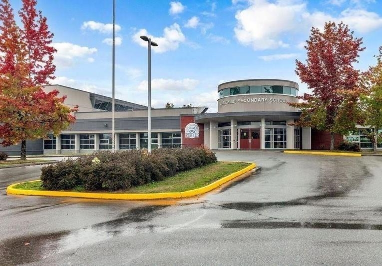 Primary Bathroom Photo of 24531 Dewdney Trunk Road, Maple Ridge, BC