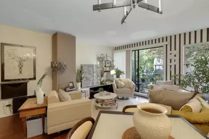 9 17700 60 Avenue, Surrey, BC, Surrey — Apartment/Condo for sale