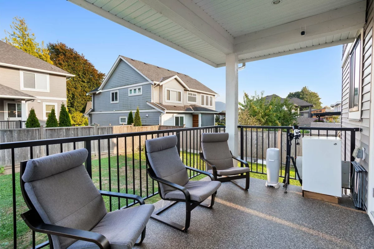 Outdoor Kitchen Photo of 8394 Mctaggart Street, Mission, BC