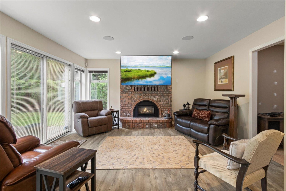 Powder Room Photo of 3 1735 Spring Creek Drive, Lindell Beach, BC