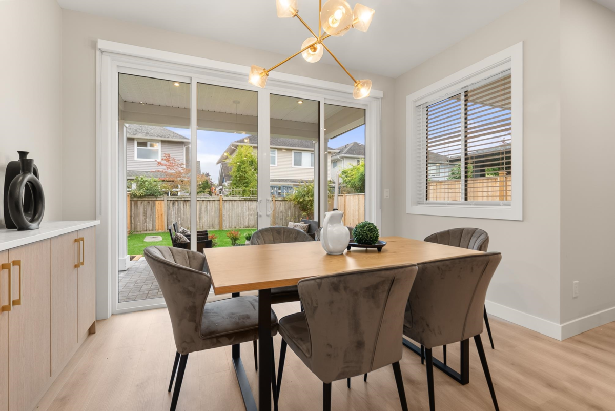 Breakfast Nook Photo of 4880 Garry Street, Richmond, BC