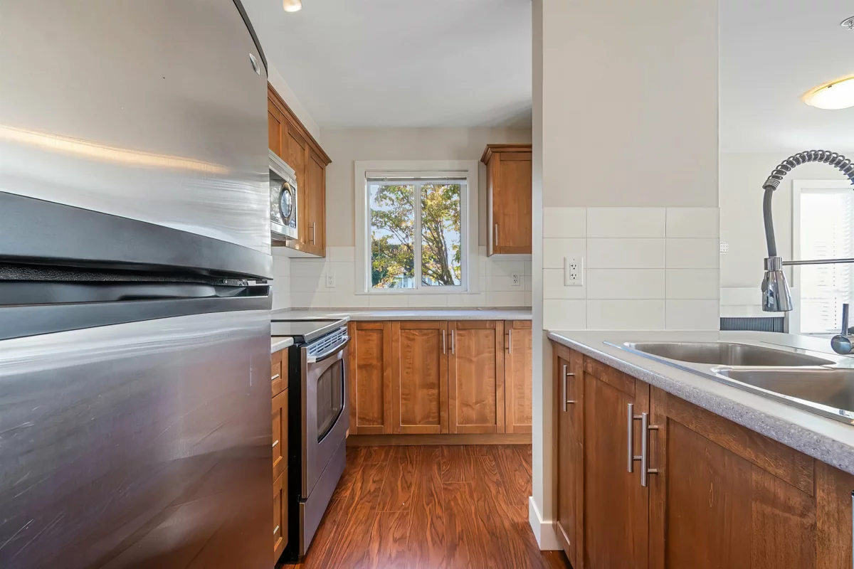 Dining Area Photo of 106 9422 Victor Street, Chilliwack, BC