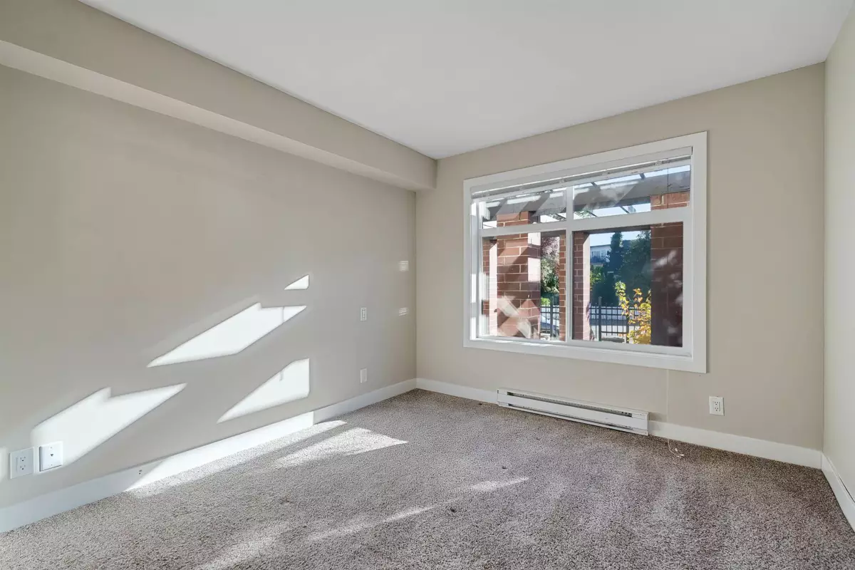 Guest Bathroom Photo of 106 9422 Victor Street, Chilliwack, BC