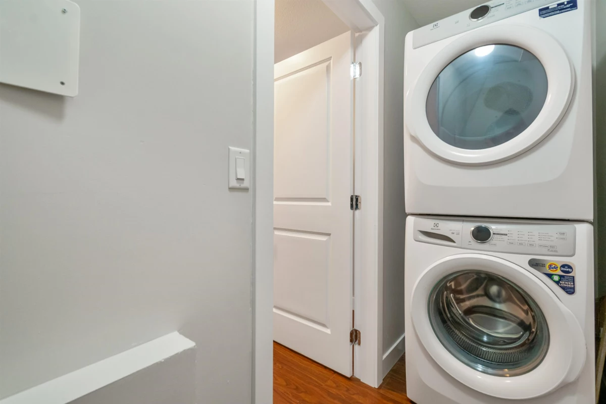 Laundry Room Photo of 106 9422 Victor Street, Chilliwack, BC