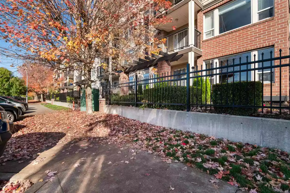 Swimming Pool Photo of 106 9422 Victor Street, Chilliwack, BC