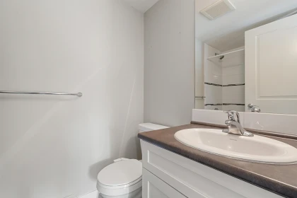 Walk-In Closet Photo of 106 9422 Victor Street, Chilliwack, BC