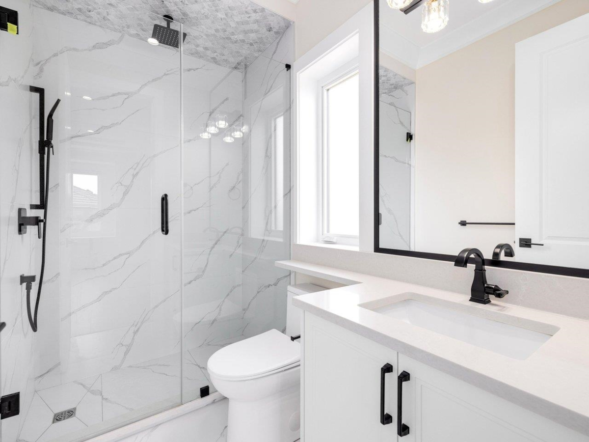 Hot Tub / Spa Photo of 7640 Curzon Street, Richmond, BC