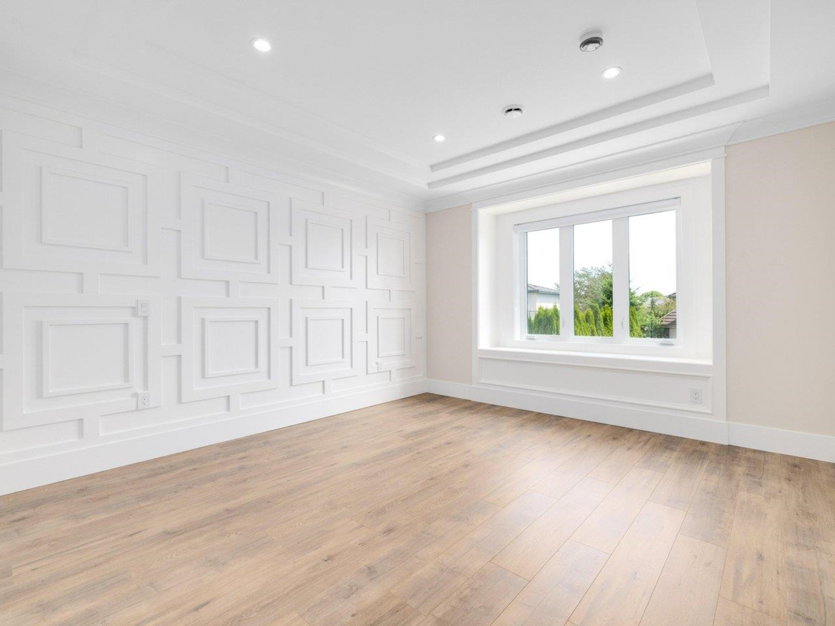 Swimming Pool Photo of 7640 Curzon Street, Richmond, BC