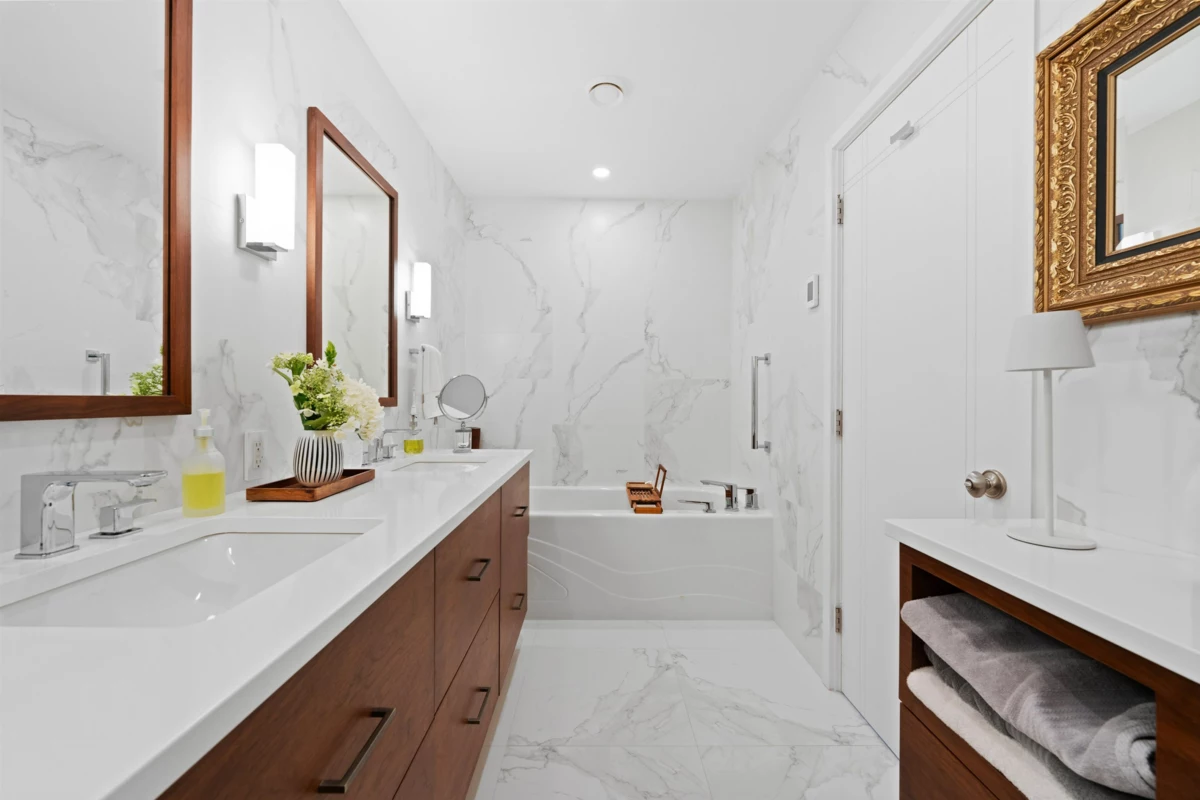 Bedroom 4 Photo of 8683 Seascape Drive, West Vancouver, BC