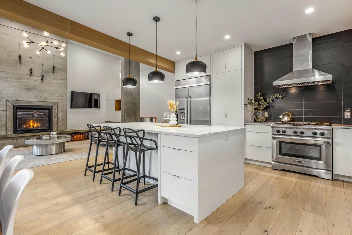 Breakfast Nook Photo of 20261 41 Avenue, Langley, BC
